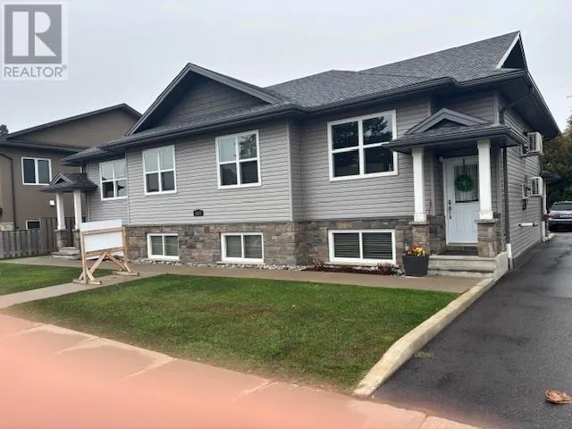 Multi-Family for rent: 1333 James St S, THUNDER BAY, Ontario P7E 0B1