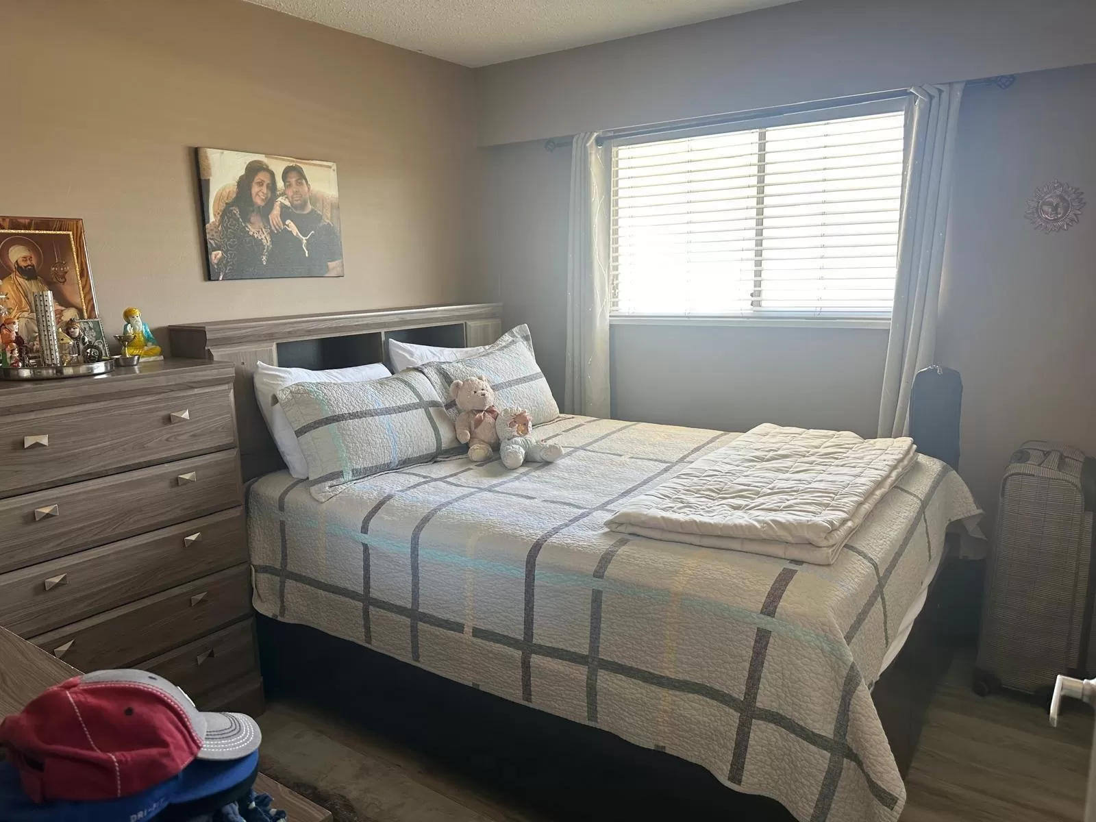 House for rent: 13410 64 Avenue, Surrey, British Columbia V3W 8V6