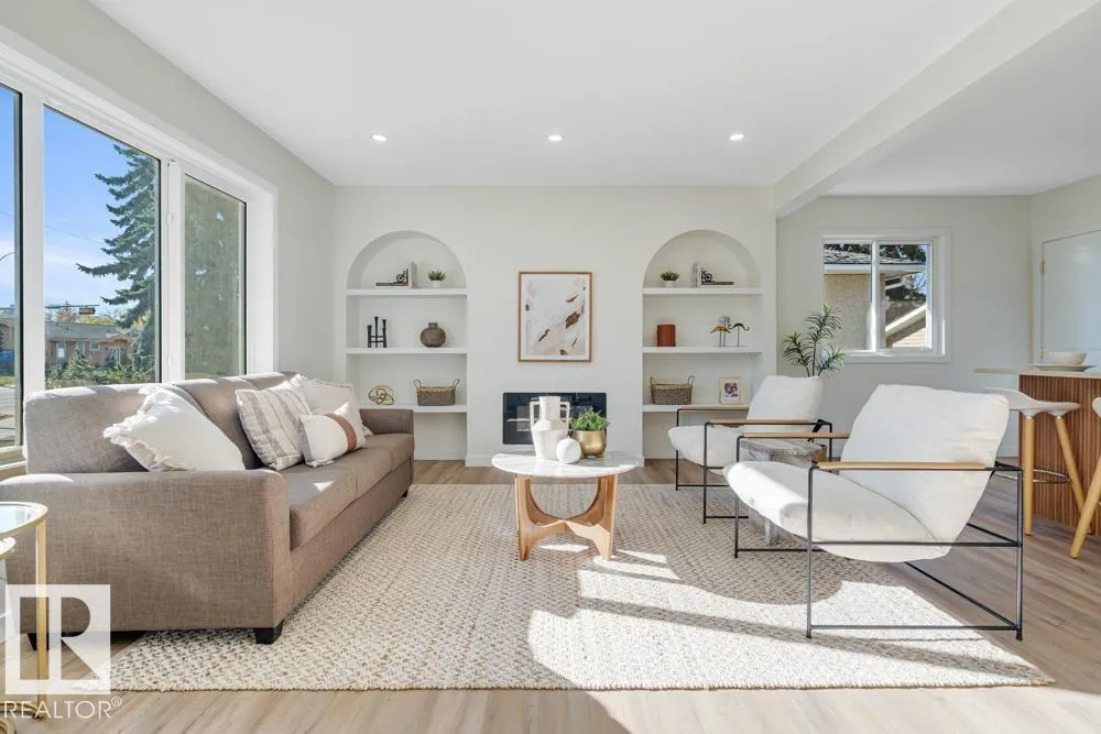 House for rent: 13436 118 Av Nw, Edmonton, Alberta T5L 2L8