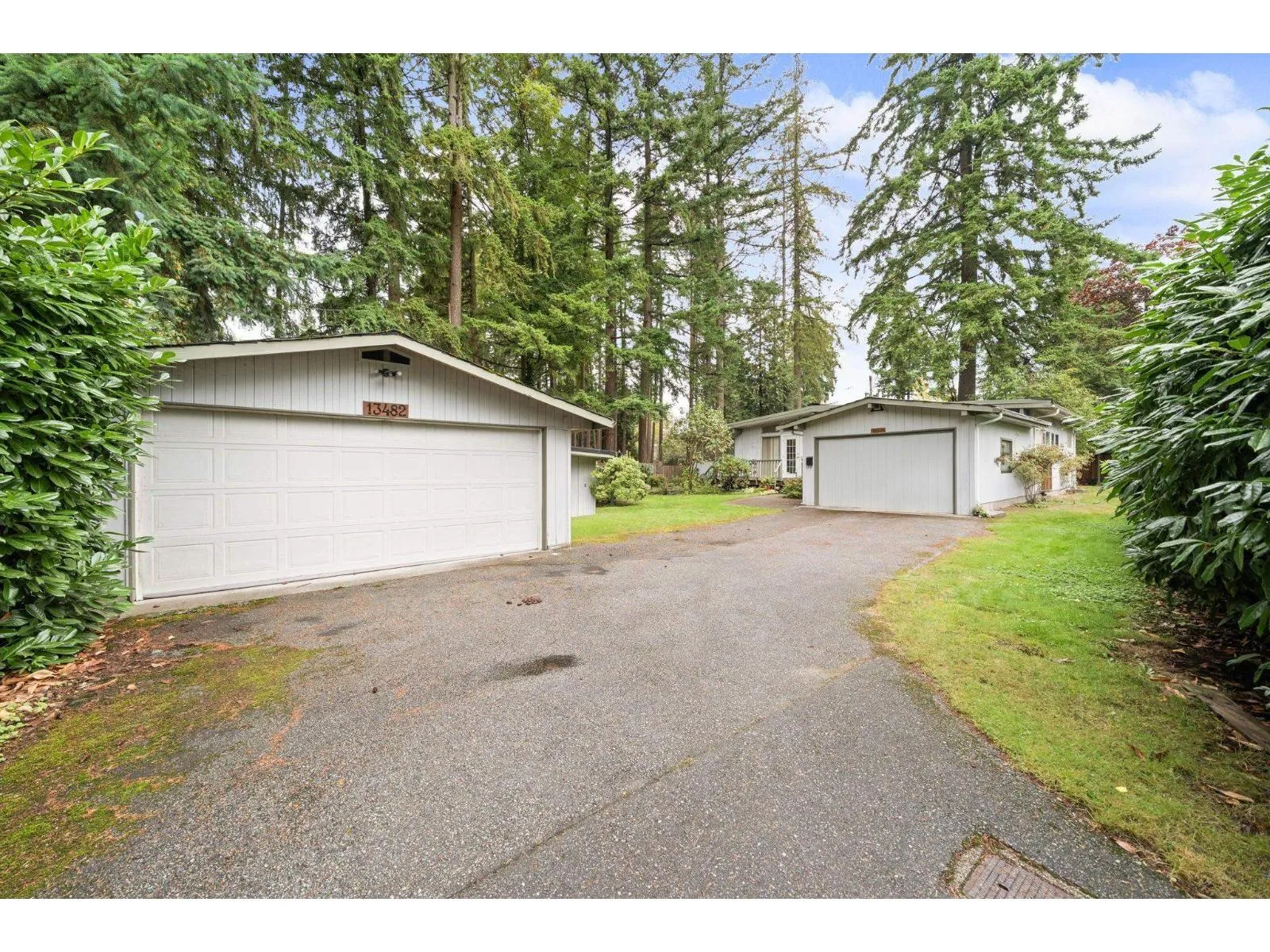 House for rent: 13482 58 Avenue, Surrey, British Columbia V3X 2R4