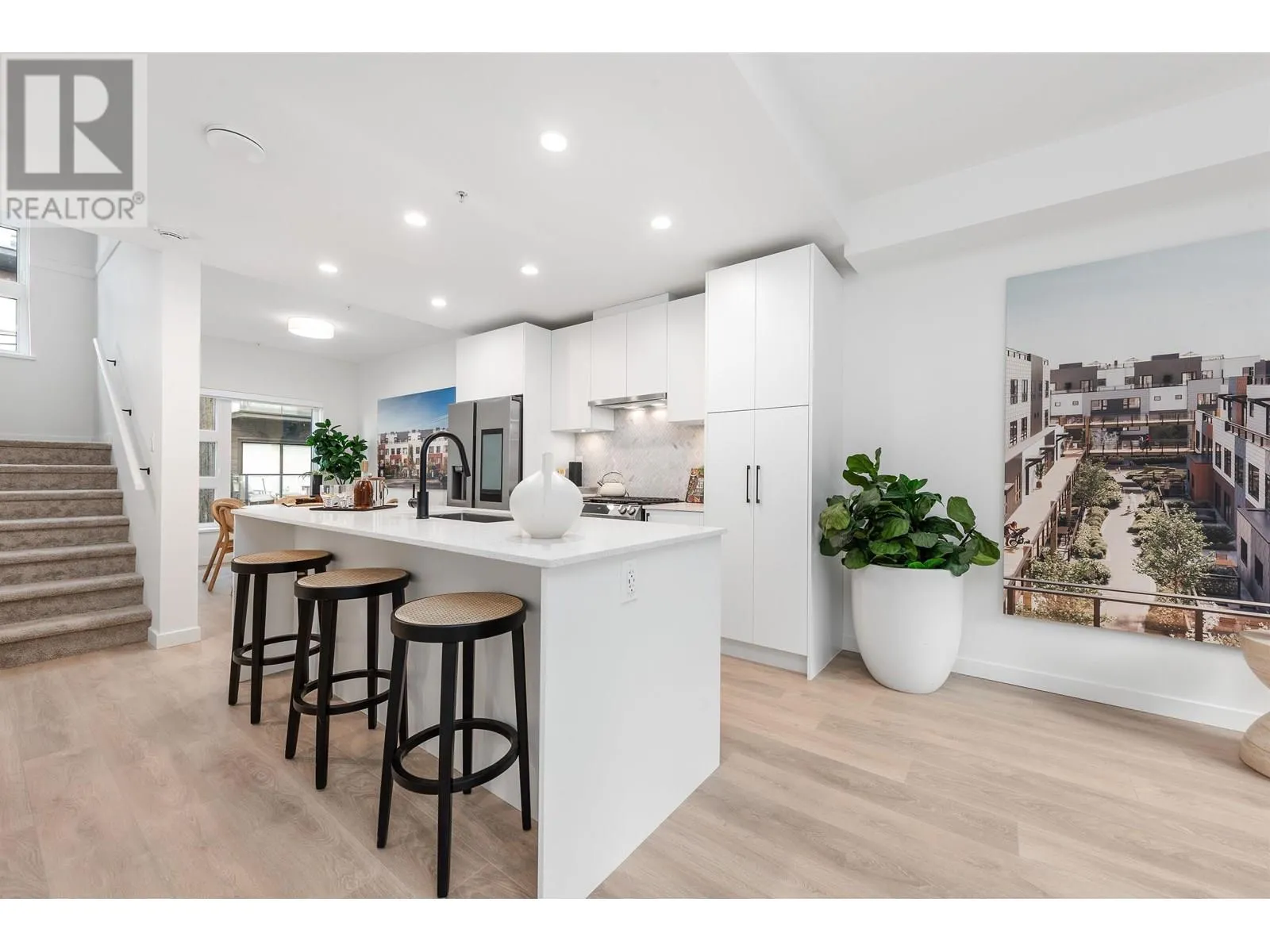 Row / Townhouse for rent: 135 535 E 2nd Street, North Vancouver, British Columbia V7L 1E1