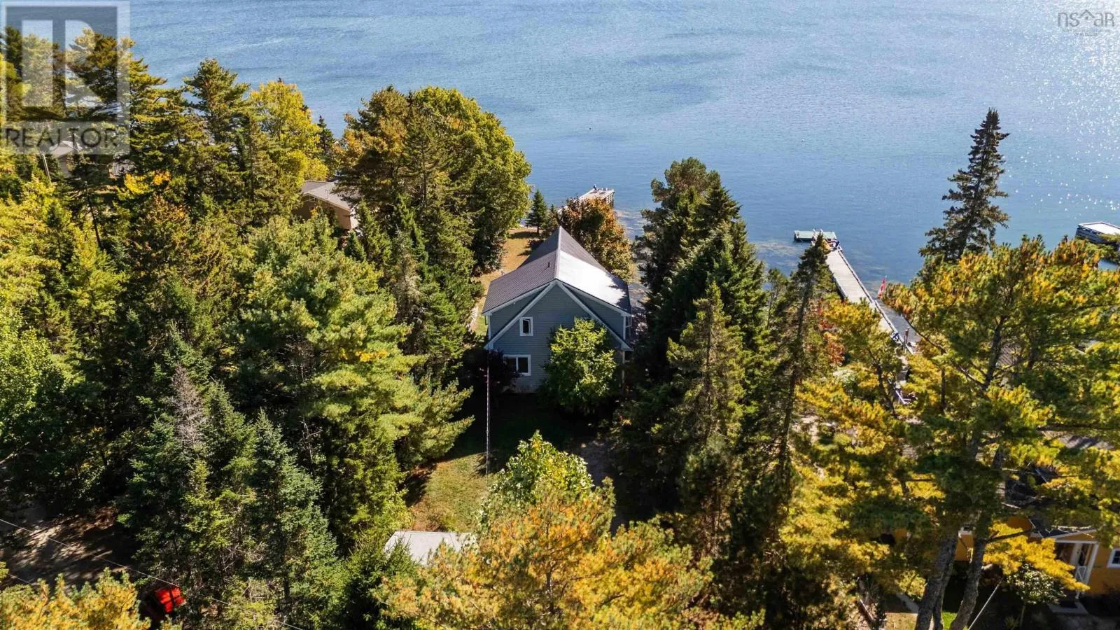 House for rent: 135 Borgalds Shore Drive|135 Borgels Shore Drive, Chester Basin, Nova Scotia B0J 1K0