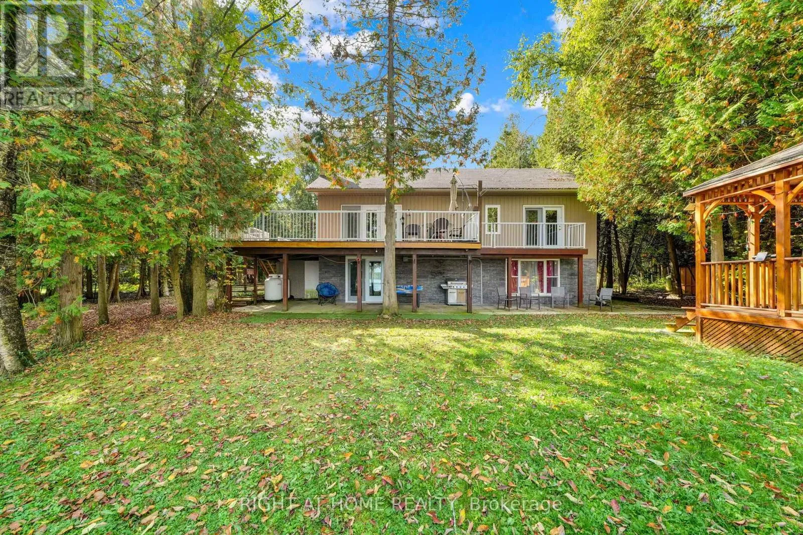 House for rent: 135 Browns Lane, Georgian Bluffs, Ontario N0H 2K0