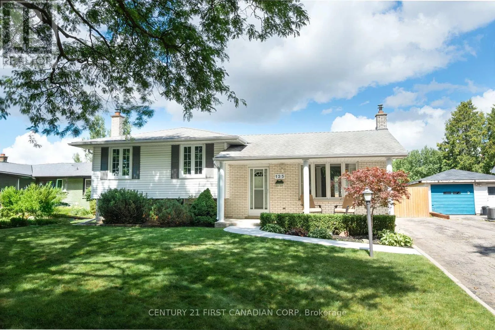 House for rent: 135 Downing Crescent, London South, Ontario N6C 3C7