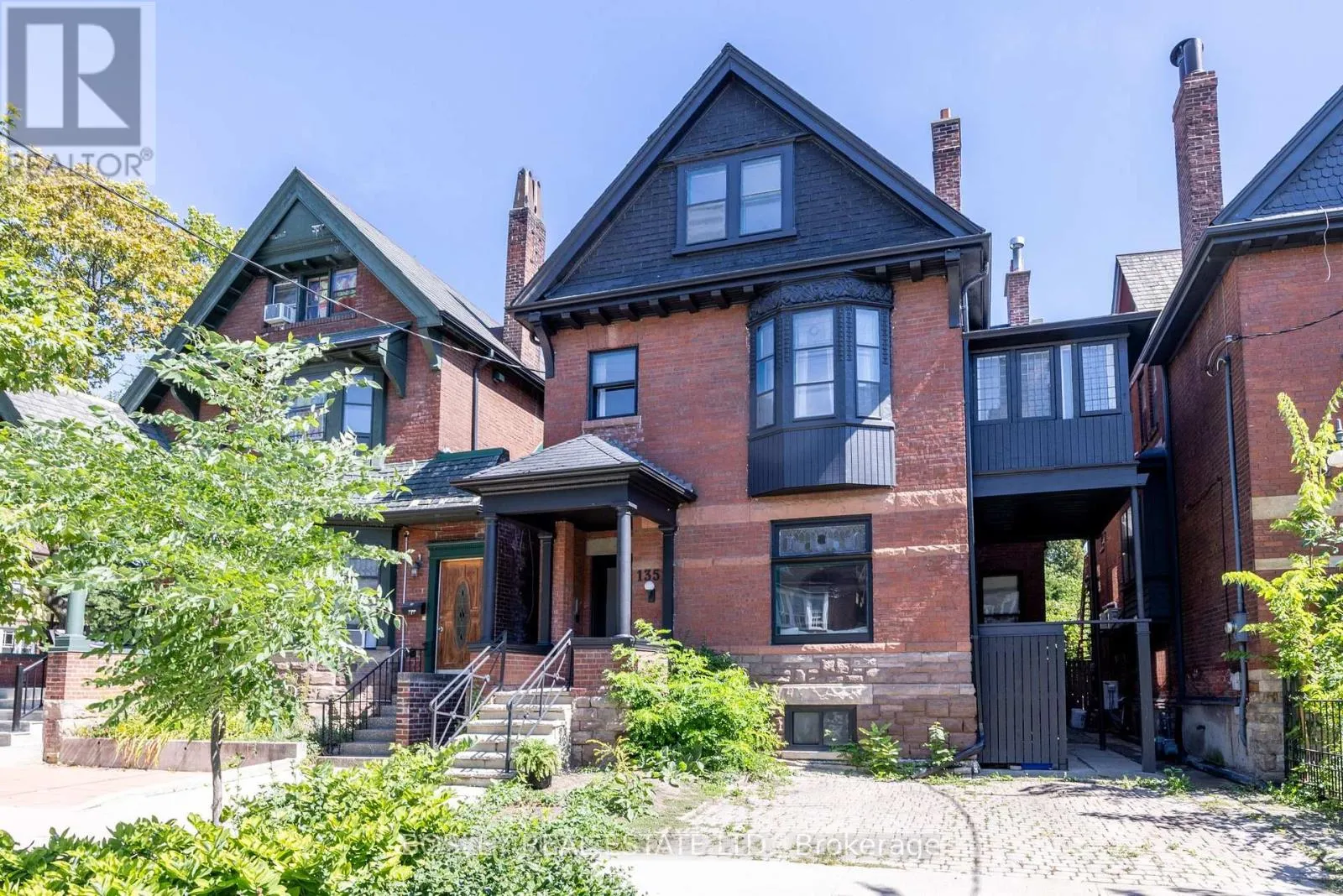 House for rent: 135 Madison Avenue, Toronto, Ontario M5R 2S3