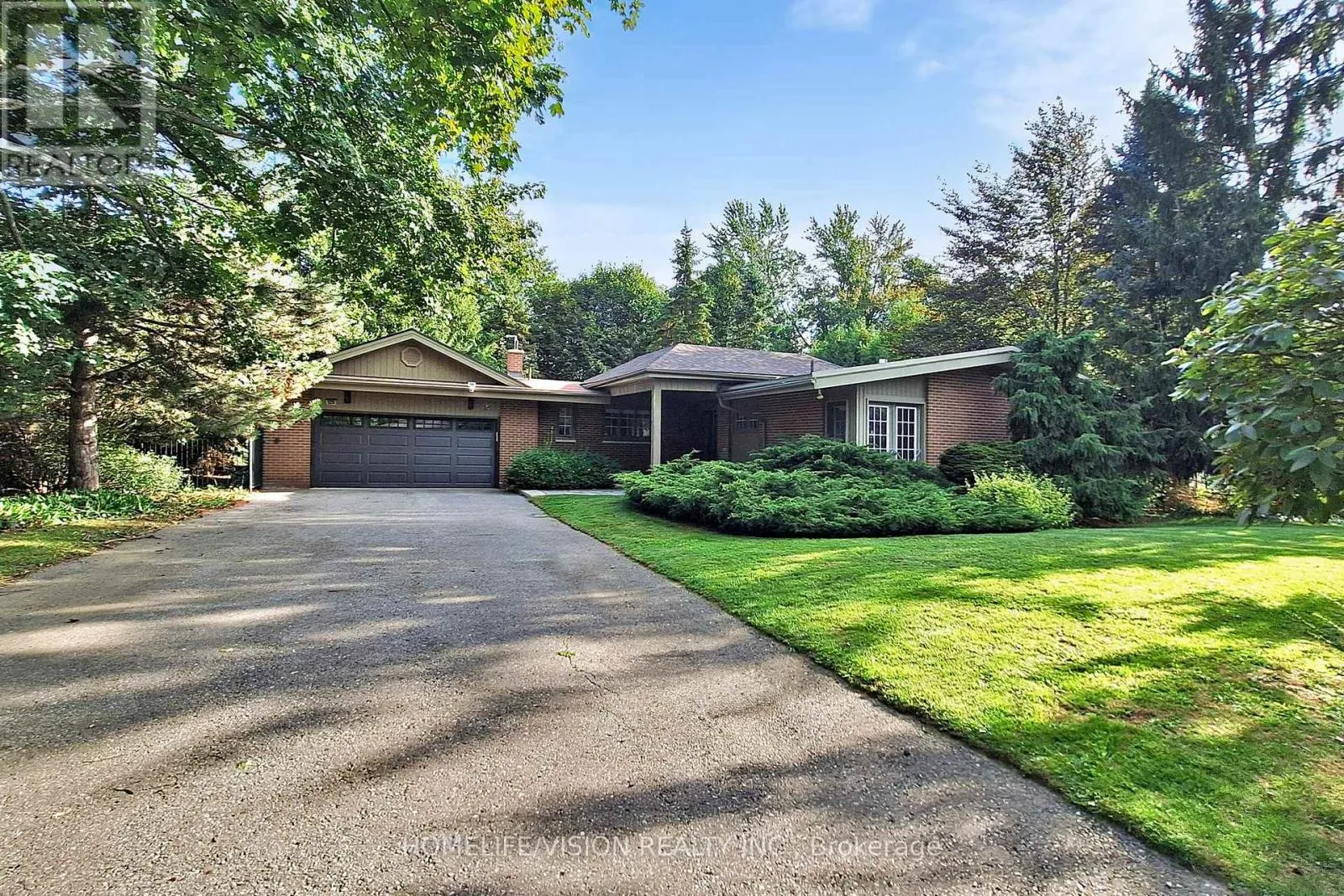 House for rent: 135 Patricia Drive, King, Ontario L7B 1H3