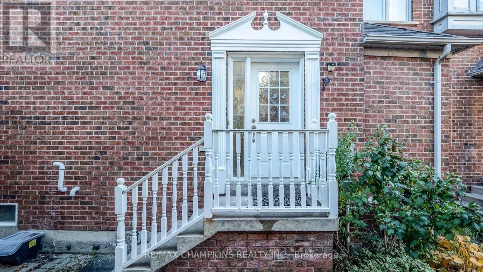 Row / Townhouse for rent: 135 Ural Circle, Brampton, Ontario L6R 1J6