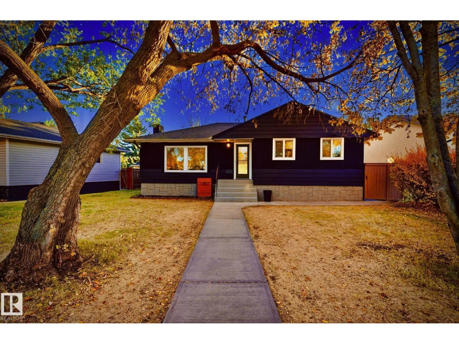 House for rent: 13507 124 Av Nw, Edmonton, Alberta T5L 3A7