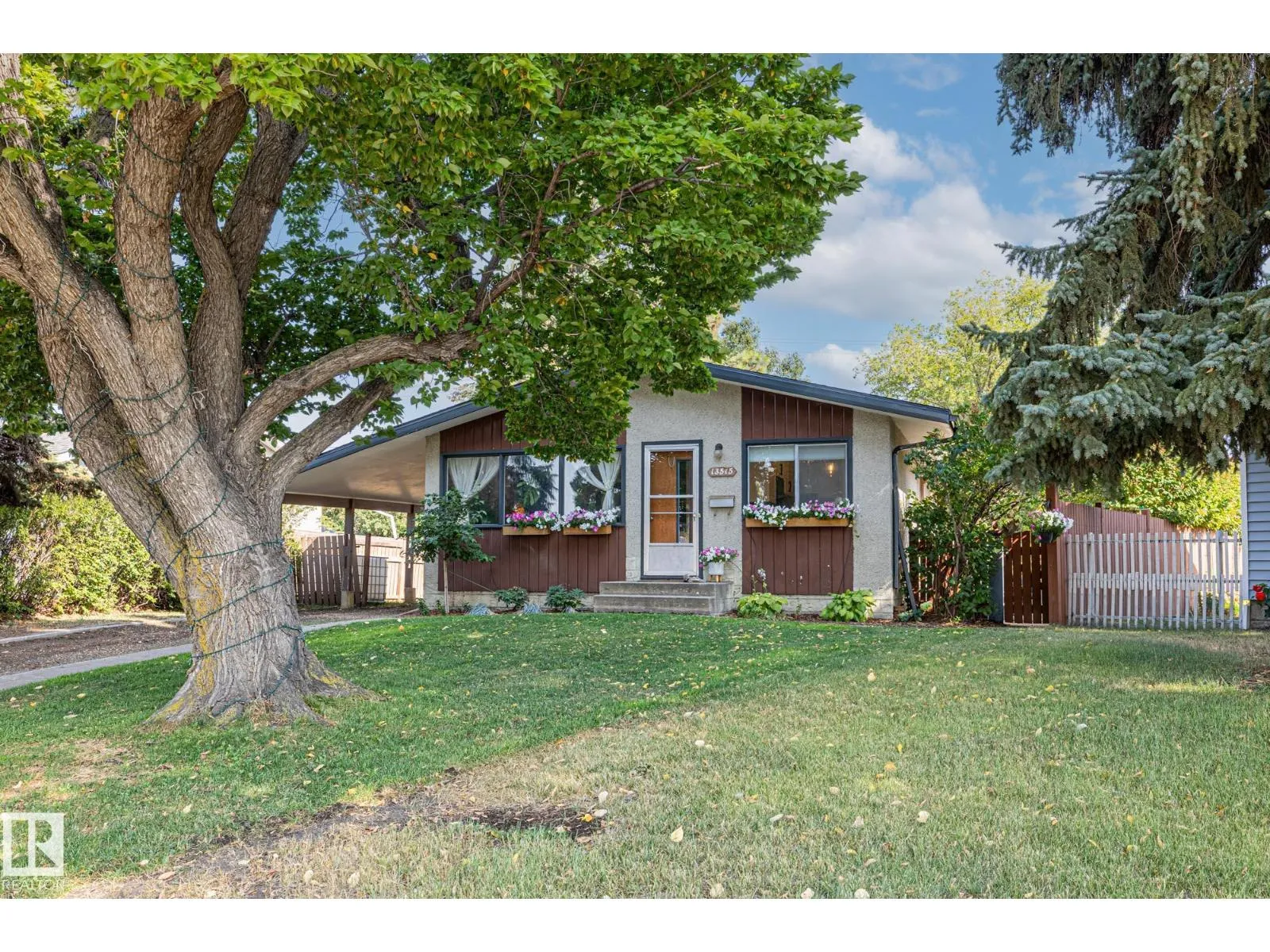 House for rent: 13515 124 St Nw, Edmonton, Alberta T5L 0R7