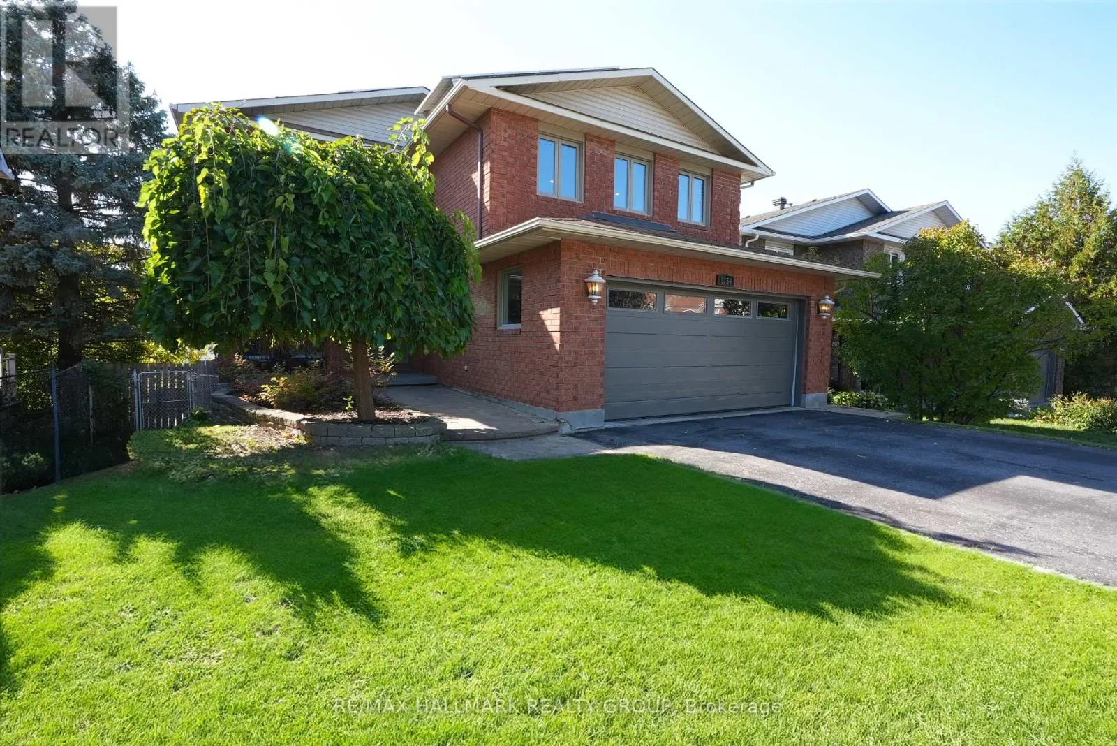 House for rent: 1354 Gaultois Avenue, Ottawa, Ontario K1C 3G6