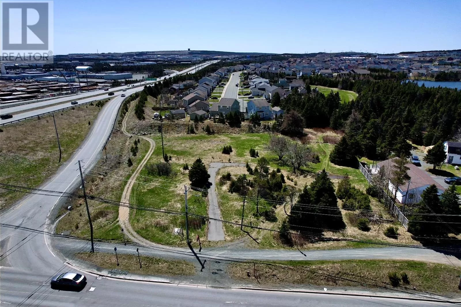 Commercial Mix for rent: 1359-1363 Topsail Road, Paradise, Newfoundland & Labrador A1L 1H6