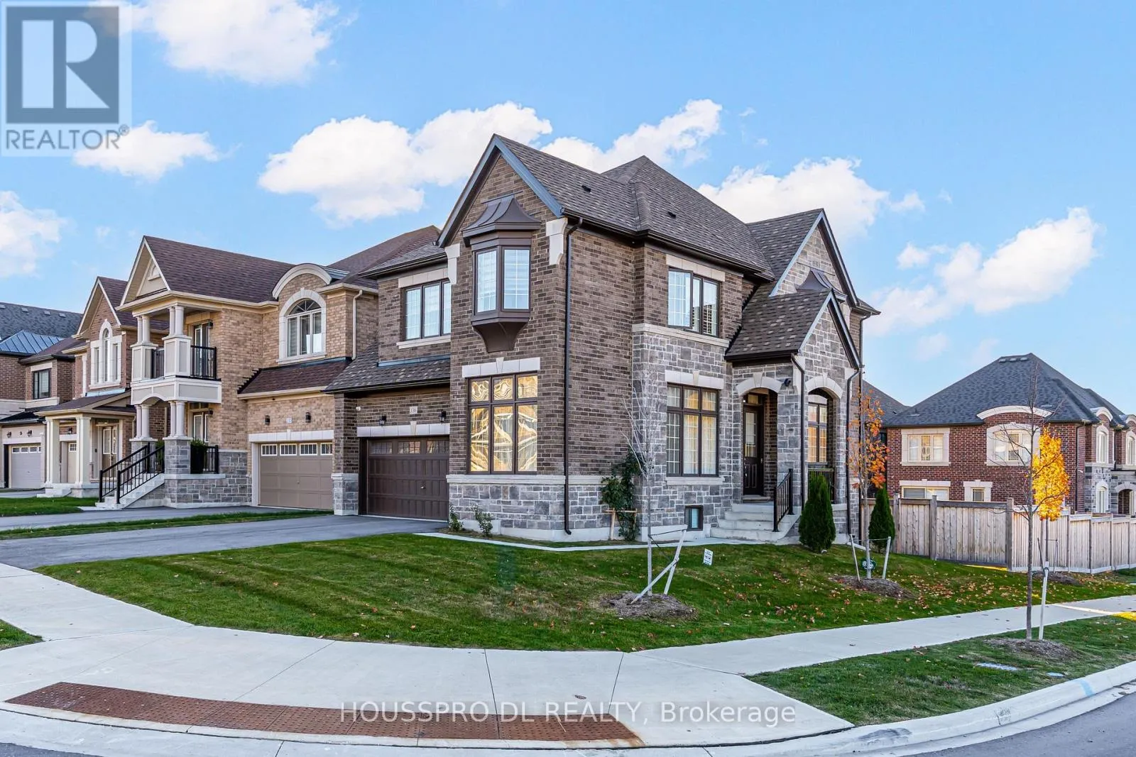 House for rent: 136 Carriage Shop Bend, East Gwillimbury, Ontario L9N 0Y3