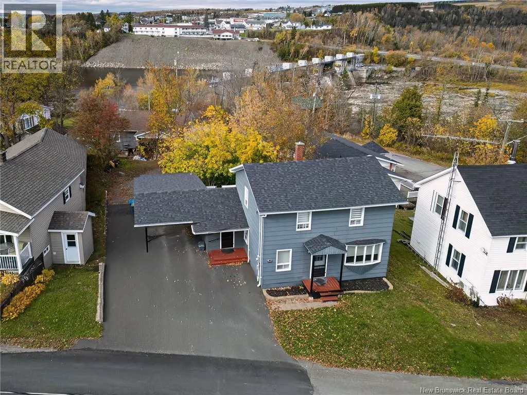 House for rent: 136 Front Street, Grand Falls, New Brunswick E3Z 2S6