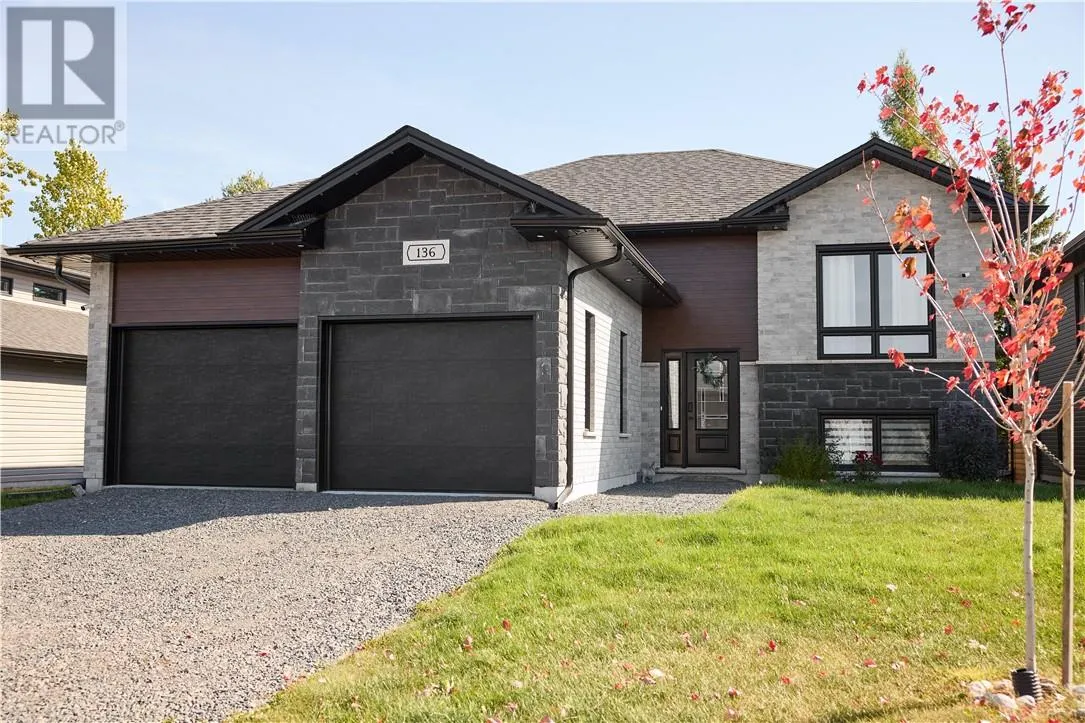 House for rent: 136 Hollybrook, Azilda, Ontario P0M 1B0