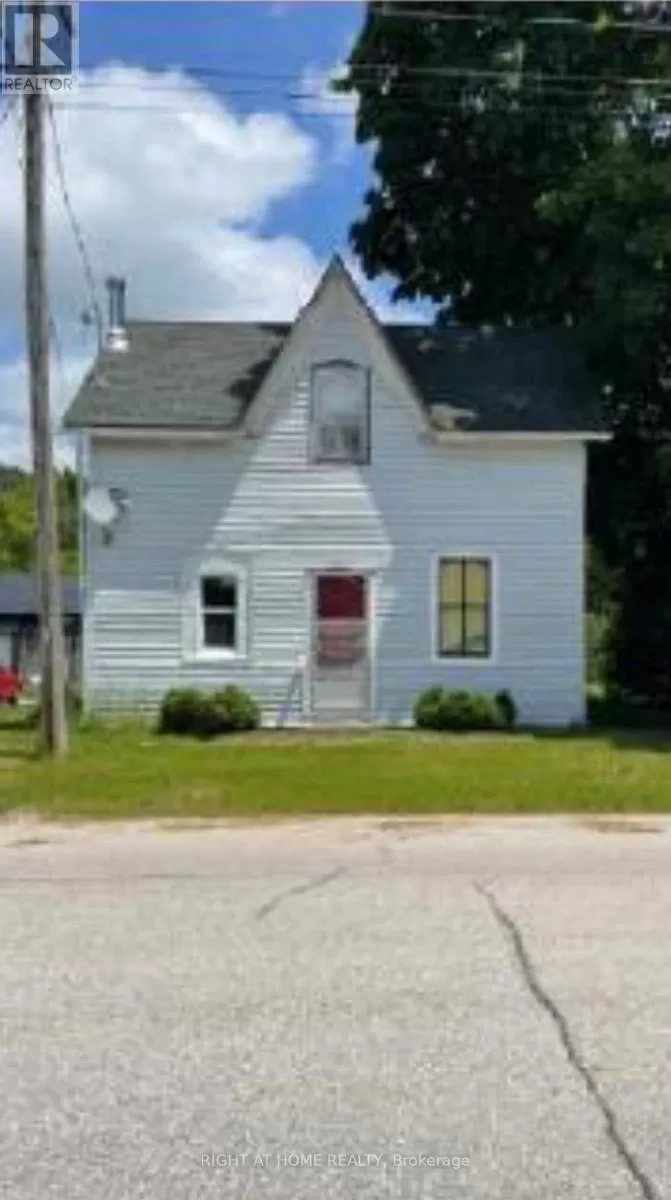 House for rent: 136177 Concession 8, Chatsworth, Ontario N0H 1K0