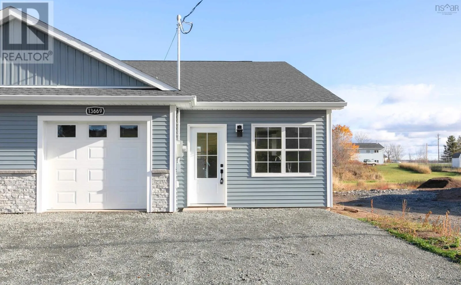 House for rent: 13669 Highway #1, Hants Border, Nova Scotia B0P 1P0