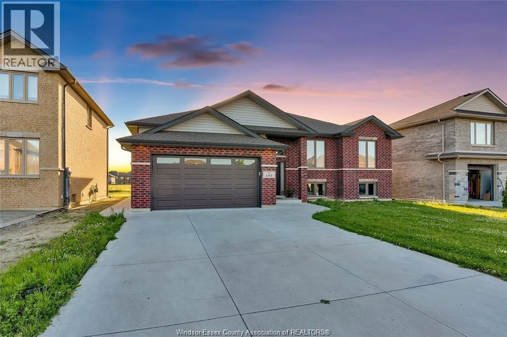 House for rent: 1368 Deer Run Trail Unit# Main Floor, Lakeshore, Ontario N0R 1A0