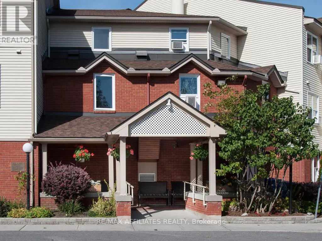 Apartment for rent: 137 - 848 Seyton Drive, Ottawa, Ontario K2H 9G6