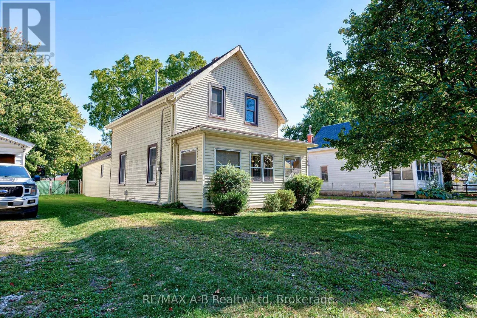 House for rent: 137 Dufferin Street, Stratford, Ontario N5A 2G9