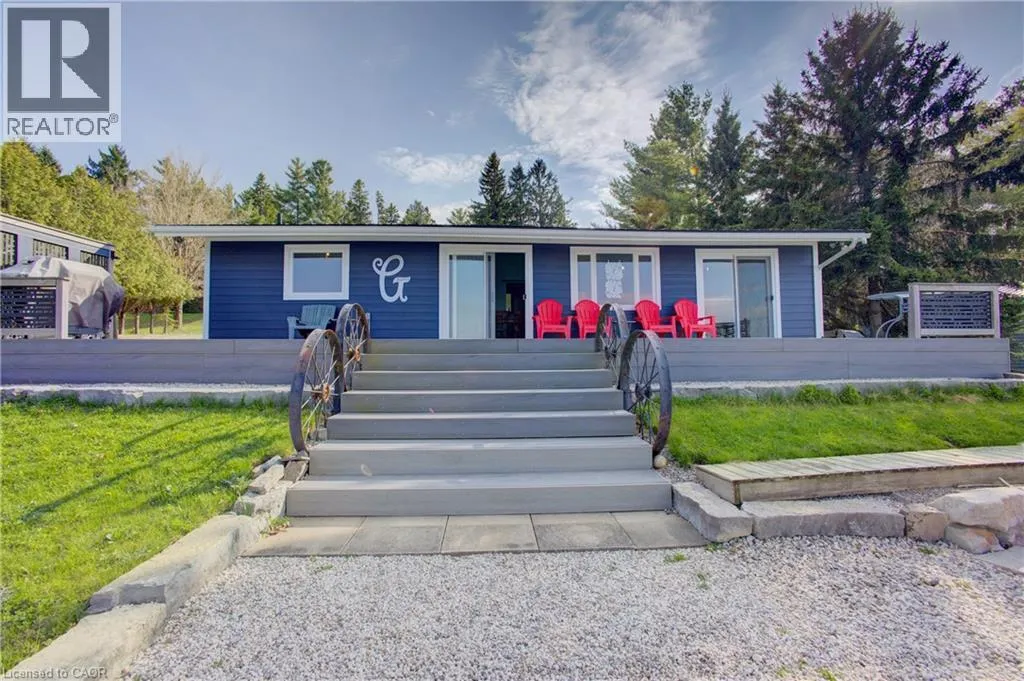 House for rent: 137 Road 100, Conestogo Lake, Ontario N0G 1P0