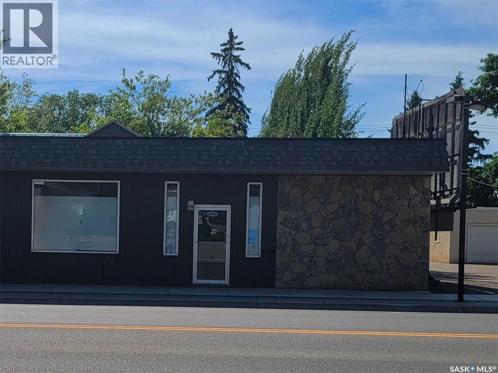 Offices for rent: 1371b 100th Street, North Battleford, Saskatchewan S9A 0V9