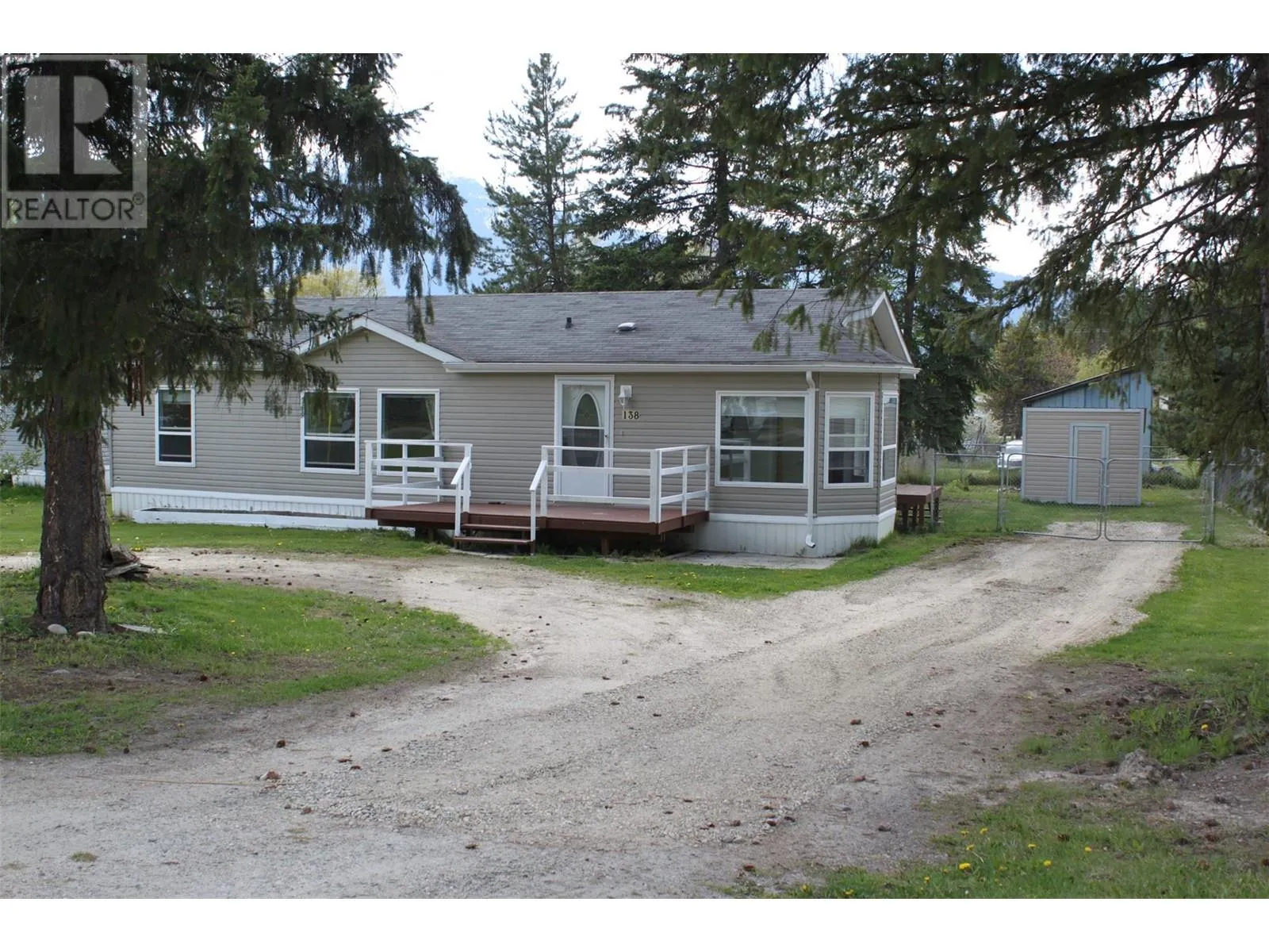 Manufactured Home for rent: 138 Cotswold Road, Nakusp, British Columbia V0G 1R0