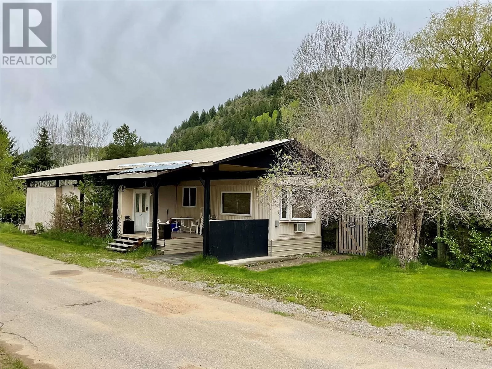 Manufactured Home for rent: 1380 Klondike Street, Greenwood, British Columbia V0H 1J0