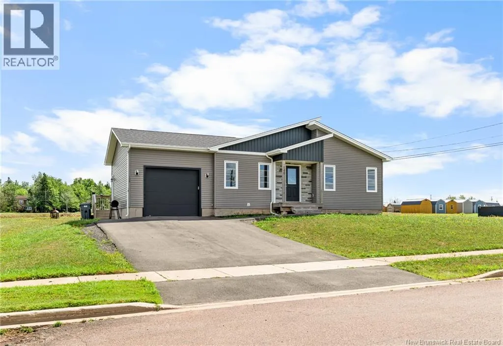 House for rent: 138-140 Maccoun, Moncton, New Brunswick E1K 0A1
