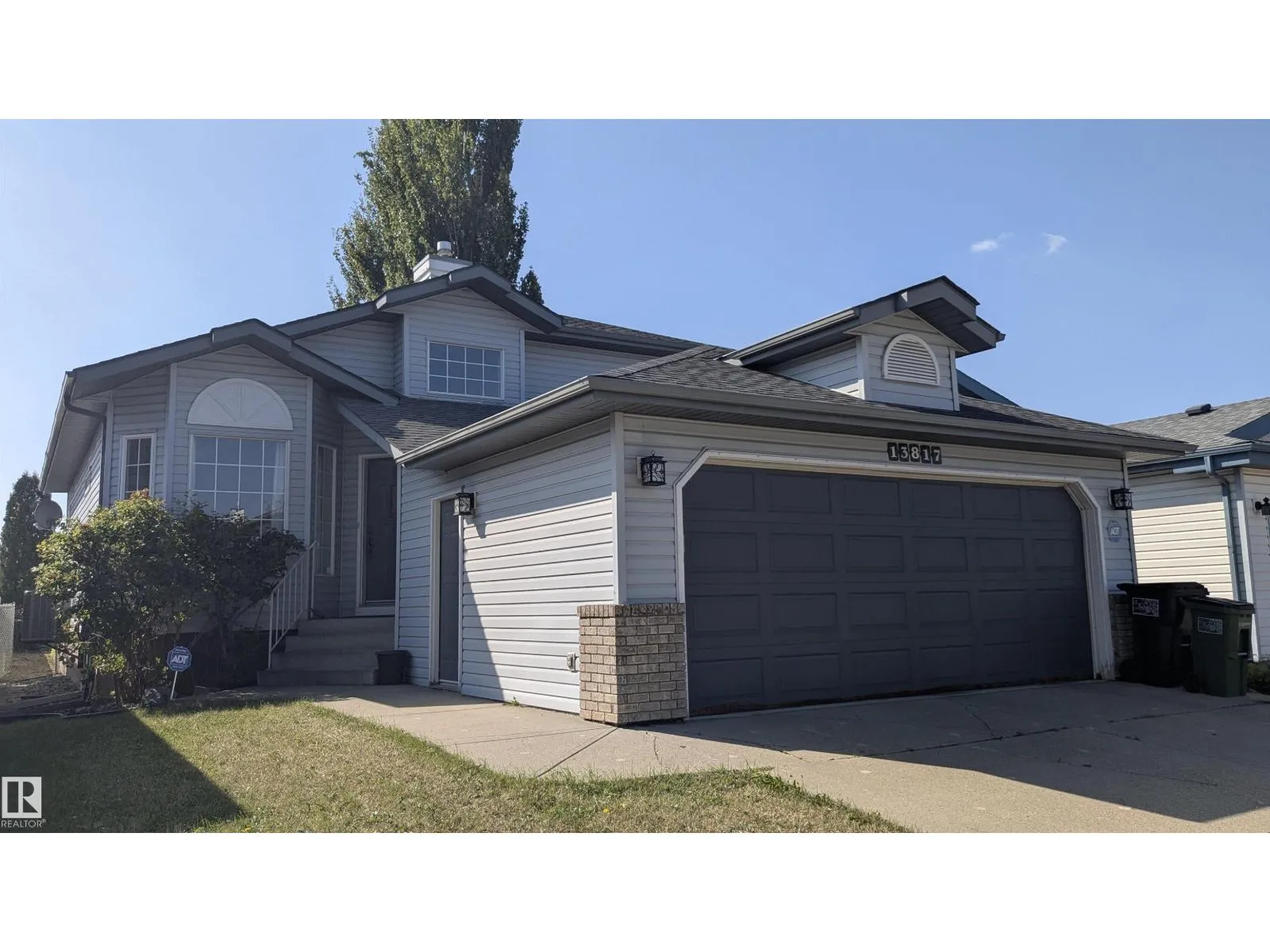 House for rent: 13817 131a Av Nw, Edmonton, Alberta T5L 5A7