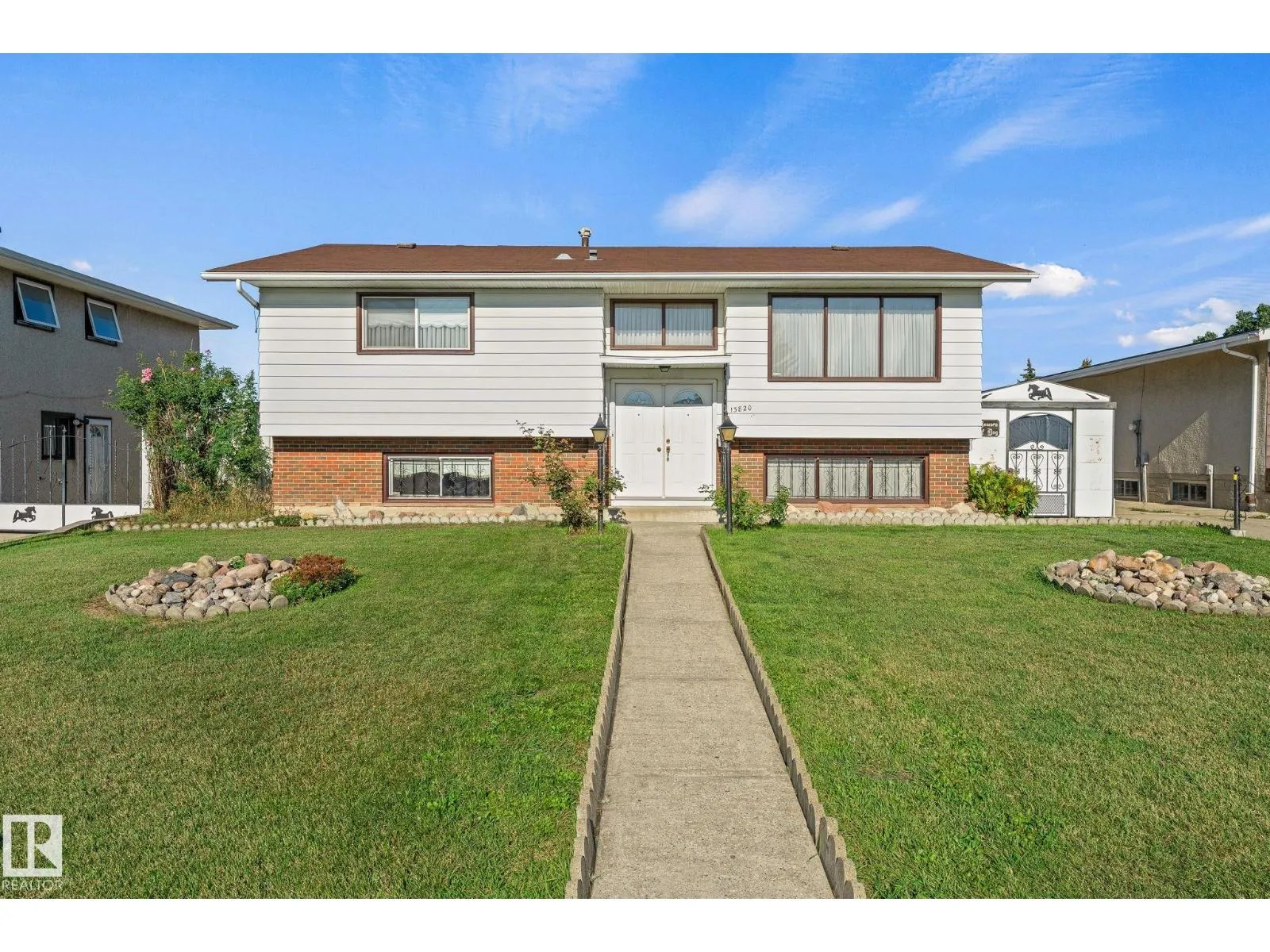 House for rent: 13820 86 St Nw, Edmonton, Alberta T5E 3C1