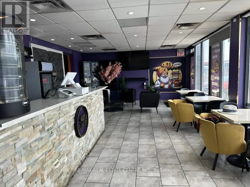 1385 Shawson Drive W, Mississauga, Ontario L4W 1C4