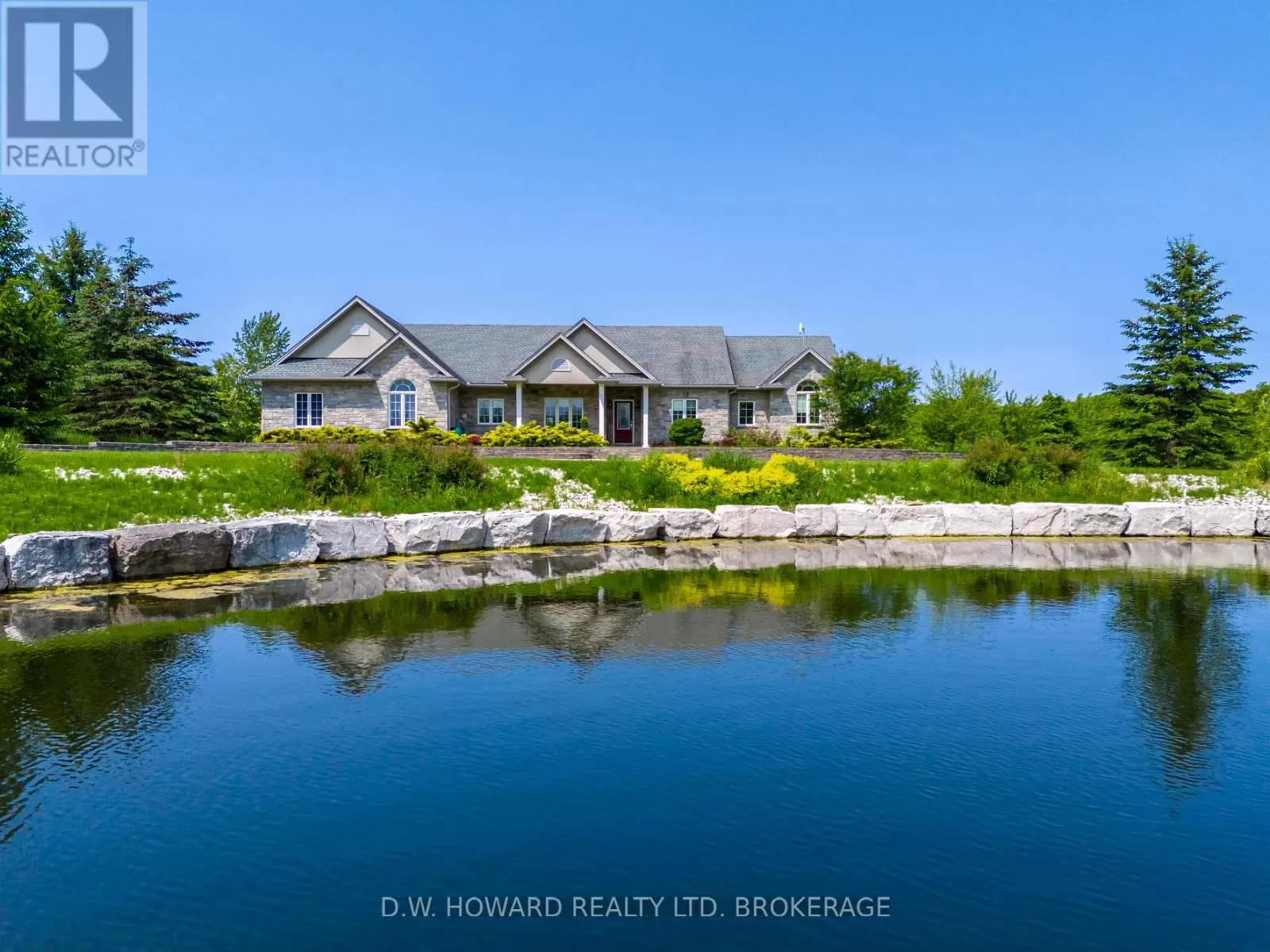 House for rent: 13853 Montrose Road, Niagara Falls, Ontario L3B 5N1