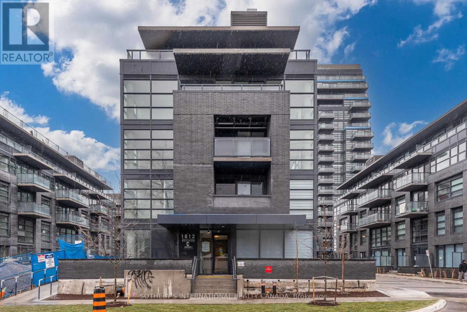 Apartment for rent: 139 C - 1612 Charles Street, Whitby, Ontario L1N 0P3