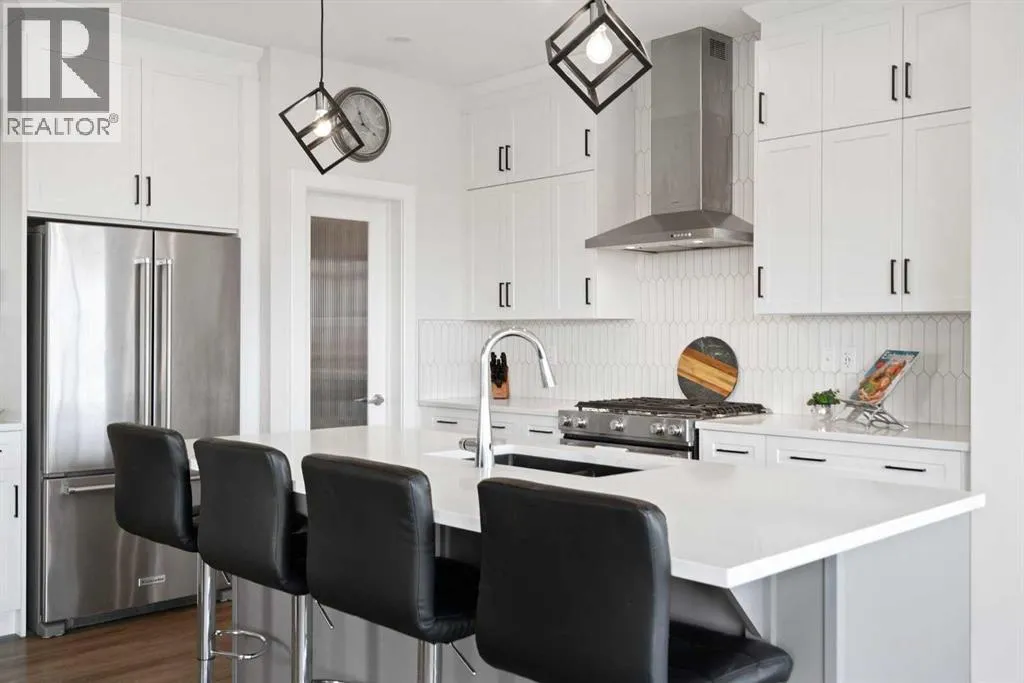 House for rent: 139 Creekstone Way Sw, Calgary, Alberta T2X 4P9