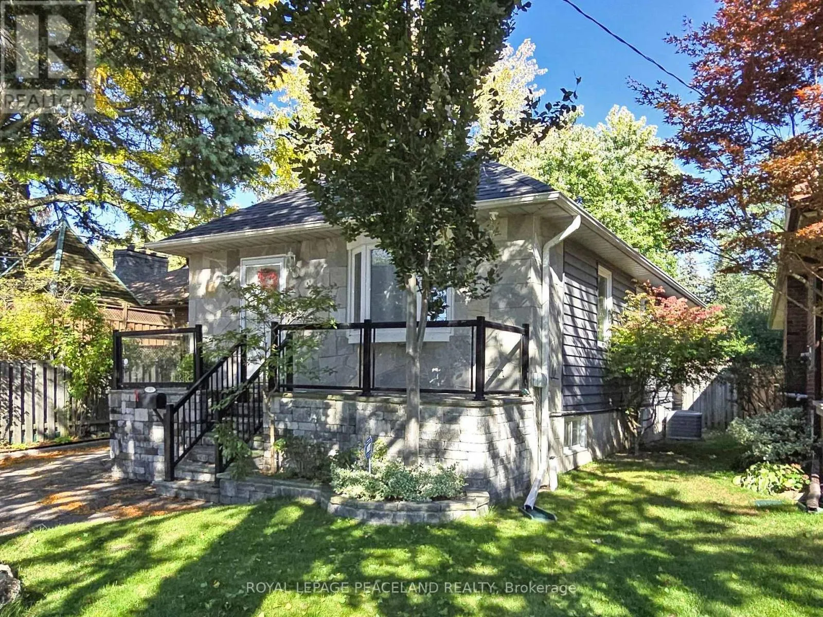 House for rent: 139 Scarboro Crescent, Toronto, Ontario M1M 2J5