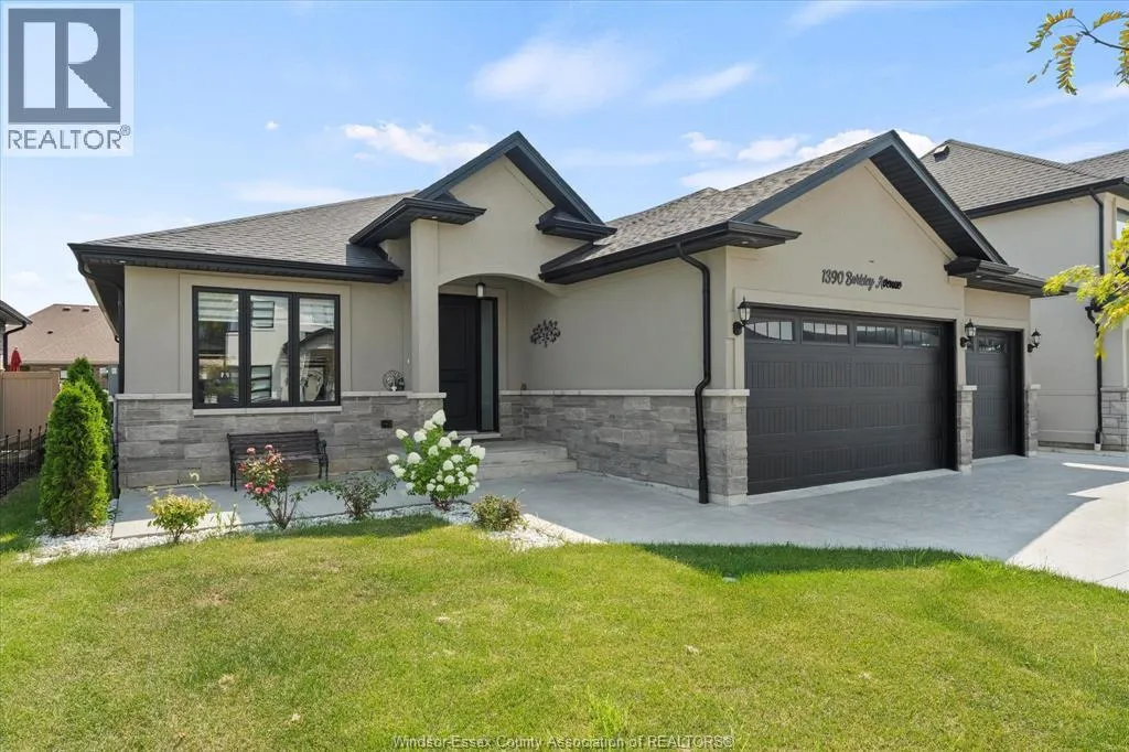 1390 Barkley Avenue Unit# Main, Windsor, Ontario N9P 0E8