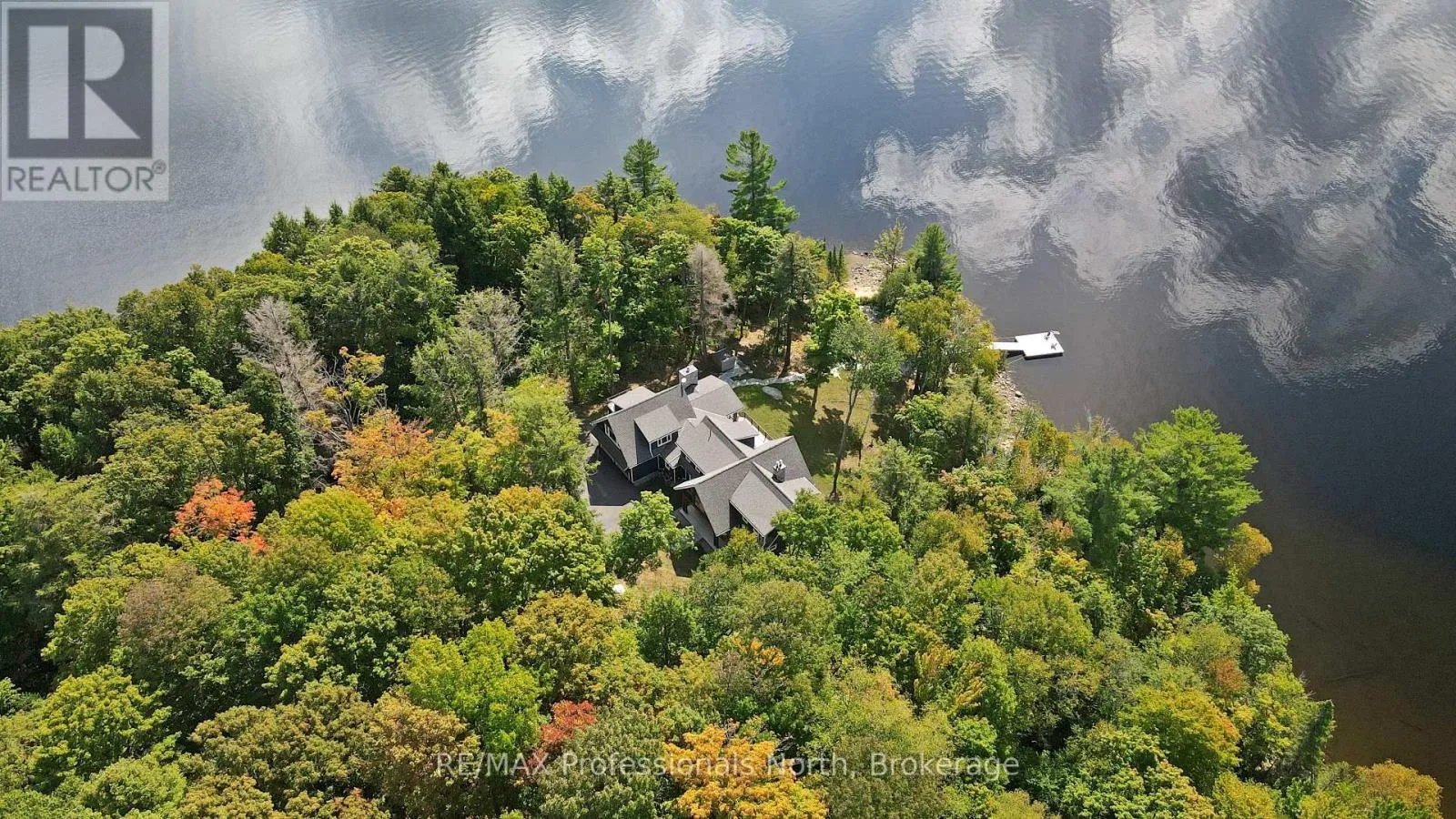 House for rent: 1394 Flatwater Cove Trail, Dysart et al, Ontario K0M 1S0