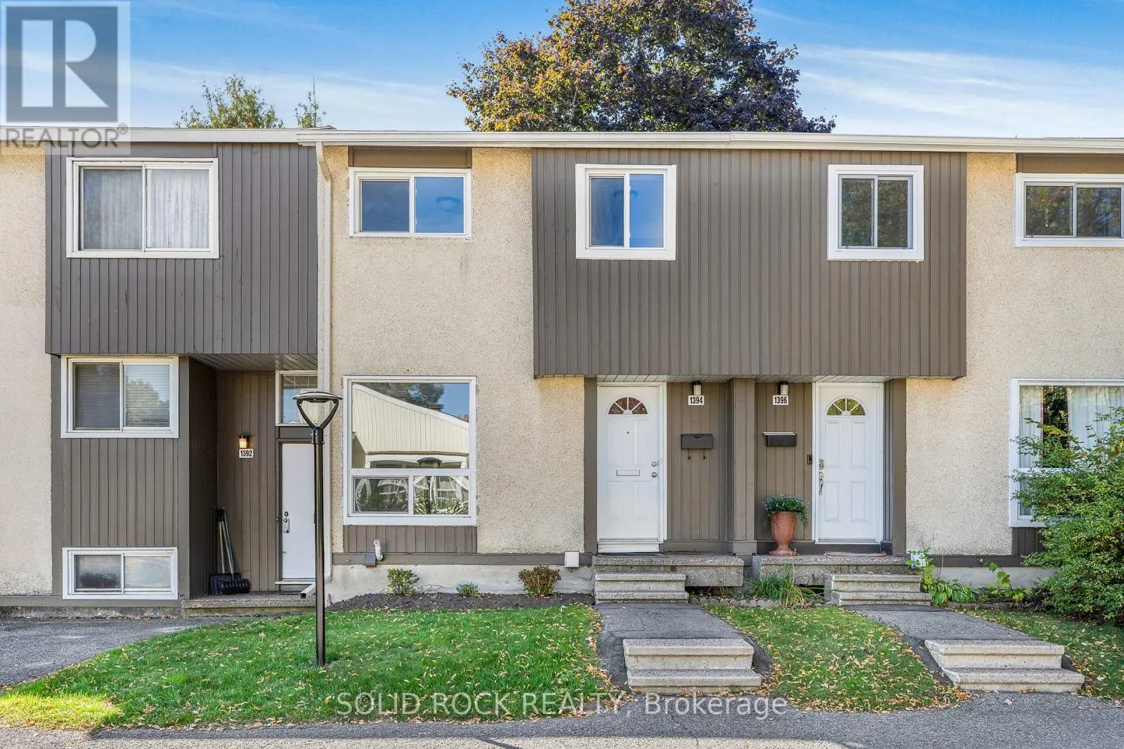 Row / Townhouse for rent: 1394 Lassiter Terrace, Ottawa, Ontario K1J 8N3