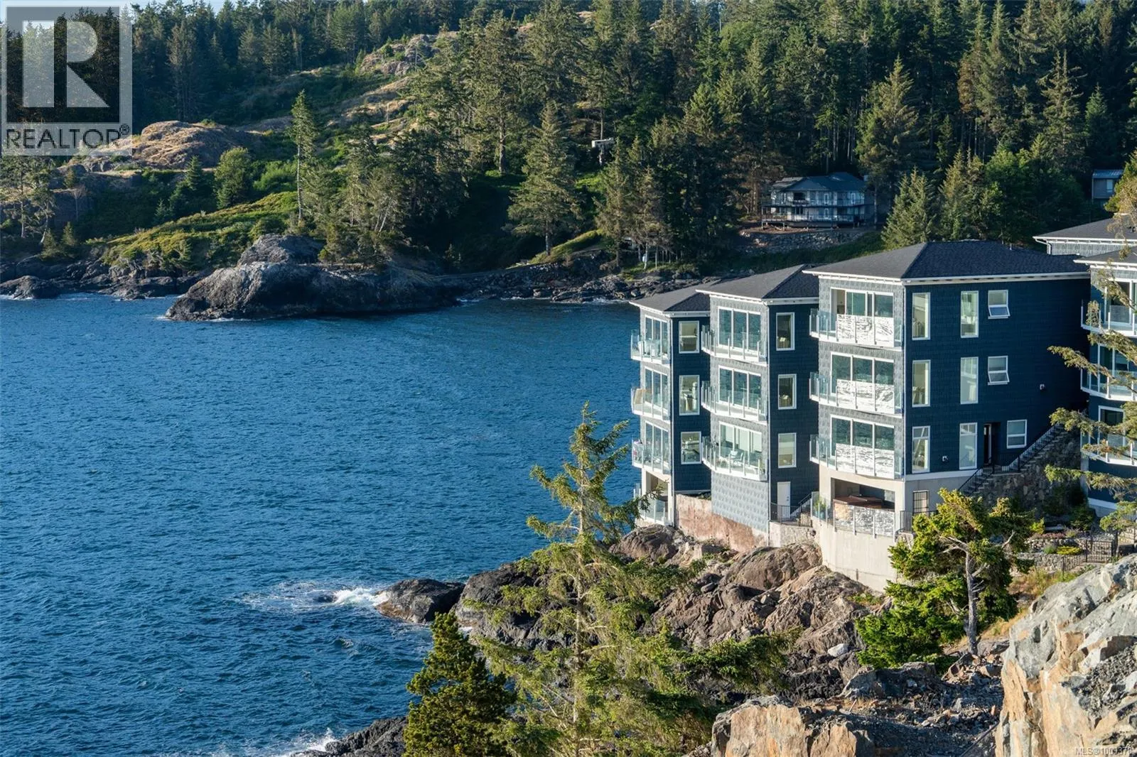 Apartment for rent: 13b 1000 Sookepoint Pl, Sooke, British Columbia V9Z 1L8