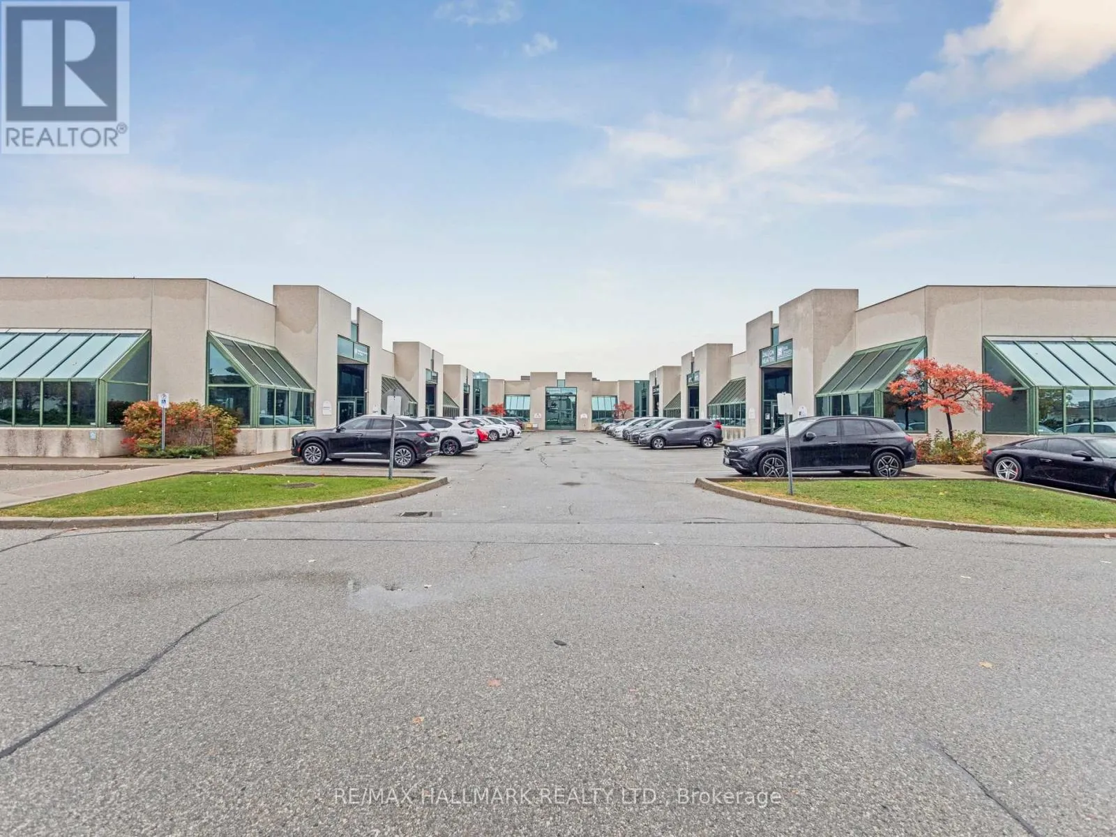 14 - 175 West Beaver Creek Road, Richmond Hill, Ontario L4B 3M1