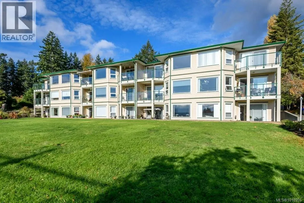 Apartment for rent: 14 1876 Comox Ave, Comox, British Columbia V9M 3M7