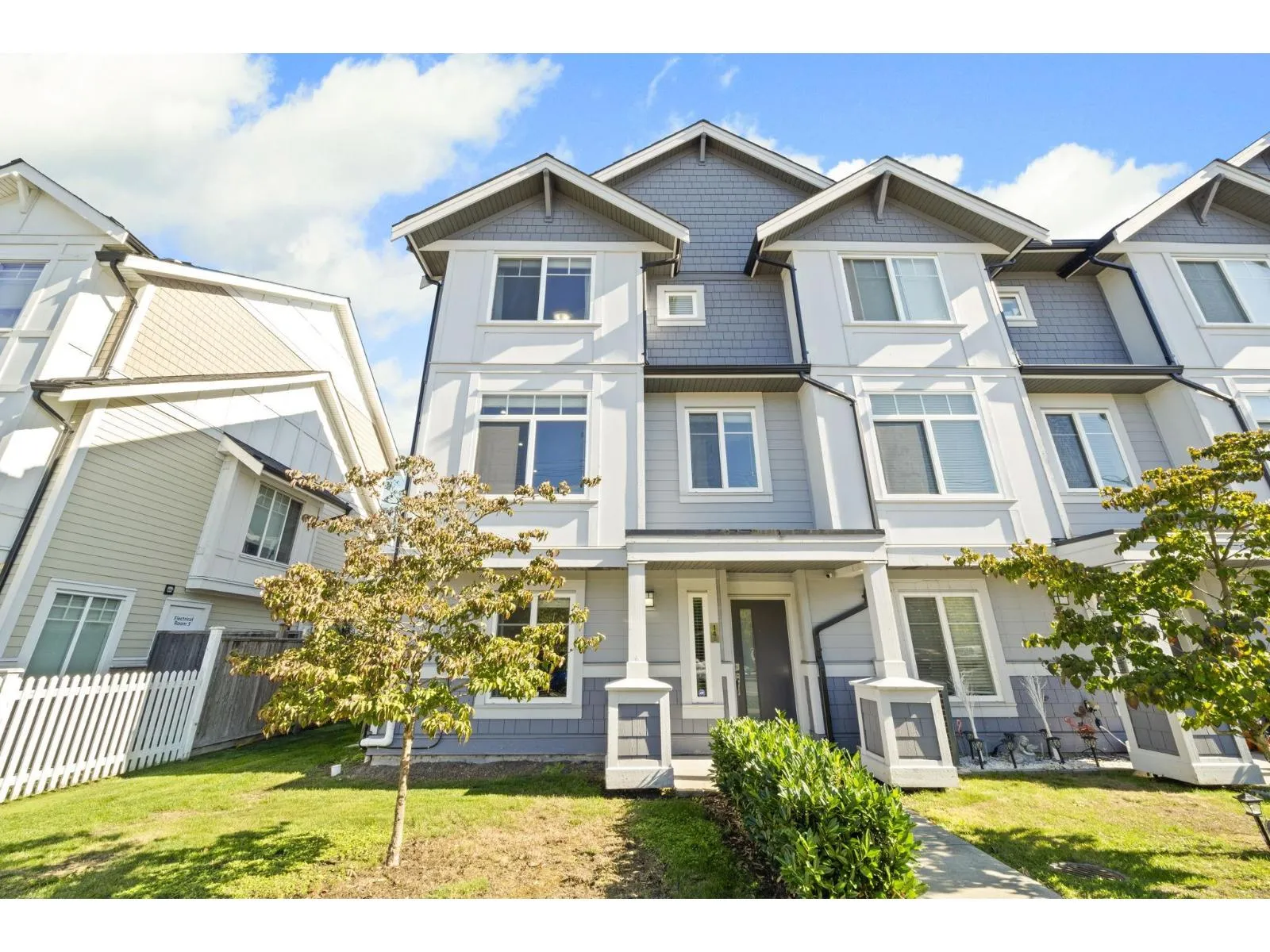 Row / Townhouse for rent: 14 19239 70 Avenue, Surrey, British Columbia V4N 6S8