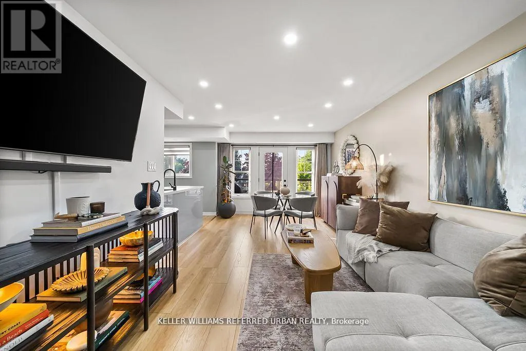 Row / Townhouse for rent: 14 - 2335 Sheppard Avenue W, Toronto, Ontario M9M 0B6