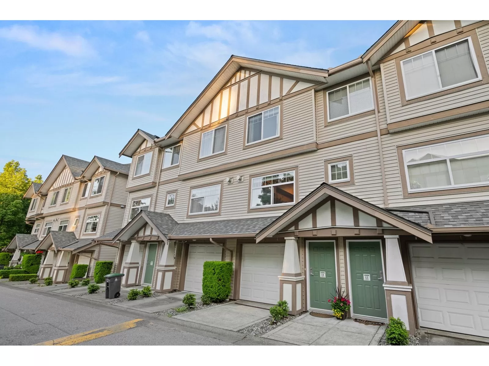 Row / Townhouse for rent: 14 2678 King George Boulevard, Surrey, British Columbia V4P 1H6