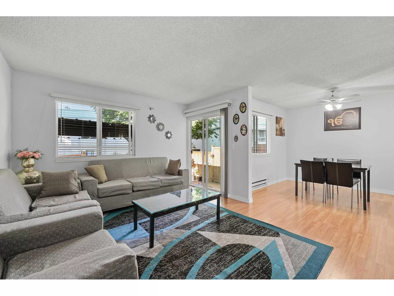 Row / Townhouse for rent: 14 2830 W Bourquin Crescent, Abbotsford, British Columbia V2S 5N8