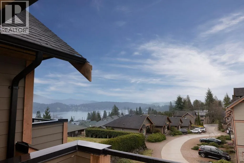 Row / Townhouse for rent: 14 728 Gibsons Way, Gibsons, British Columbia V0N 1V9