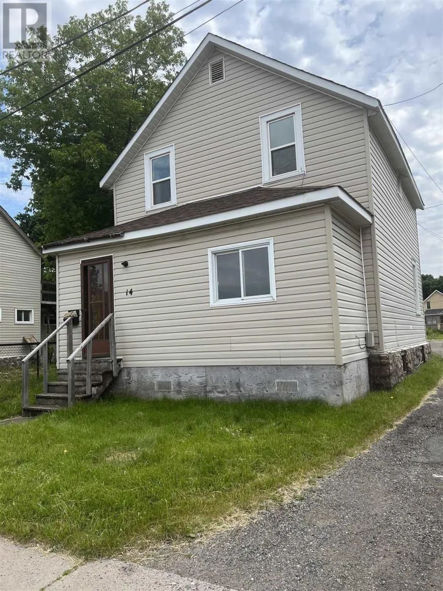 14 Blucher St, Sault Ste Marie, Ontario P6A 2V4