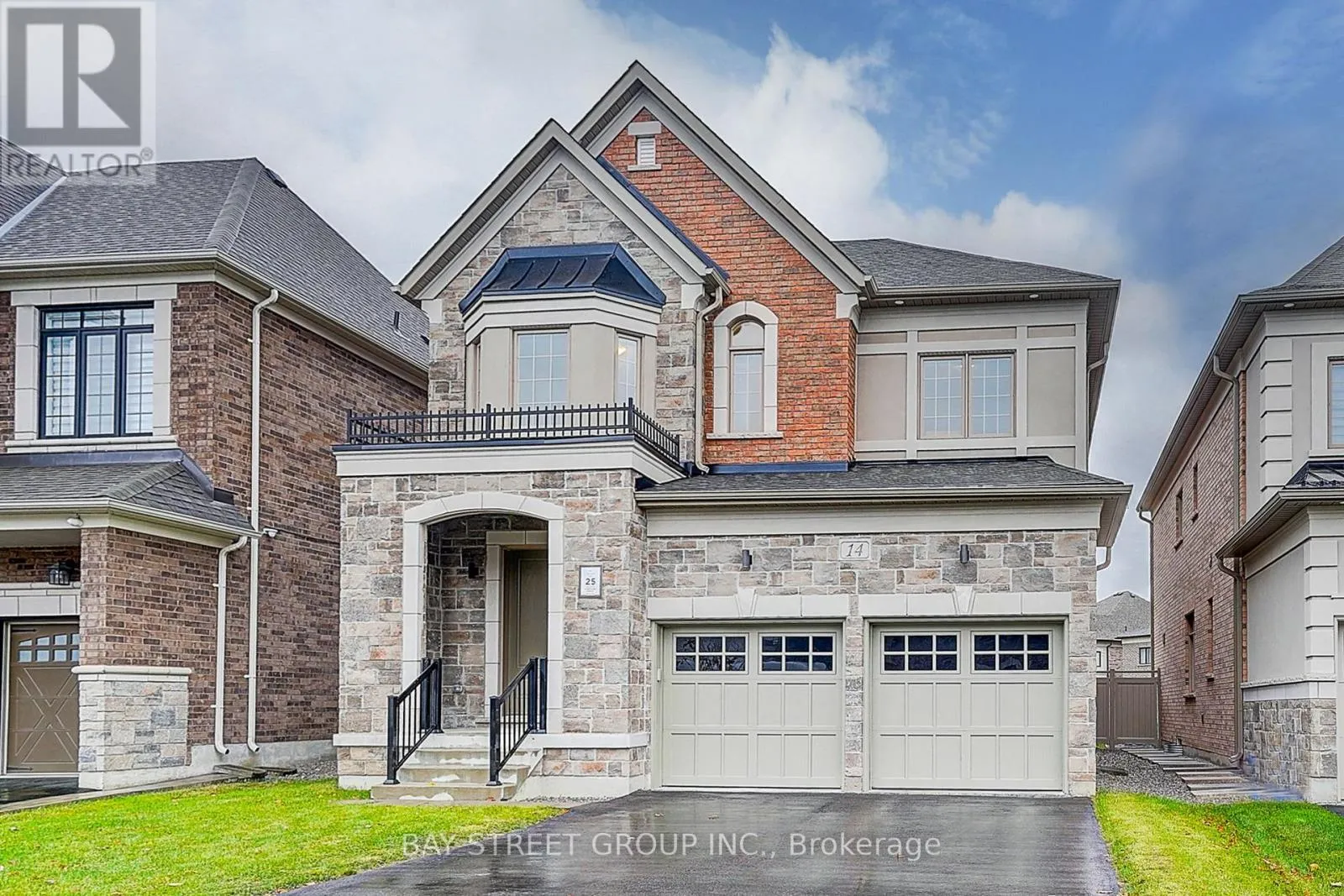 House for rent: 14 Botelho Circle, Aurora, Ontario L4G 3X3