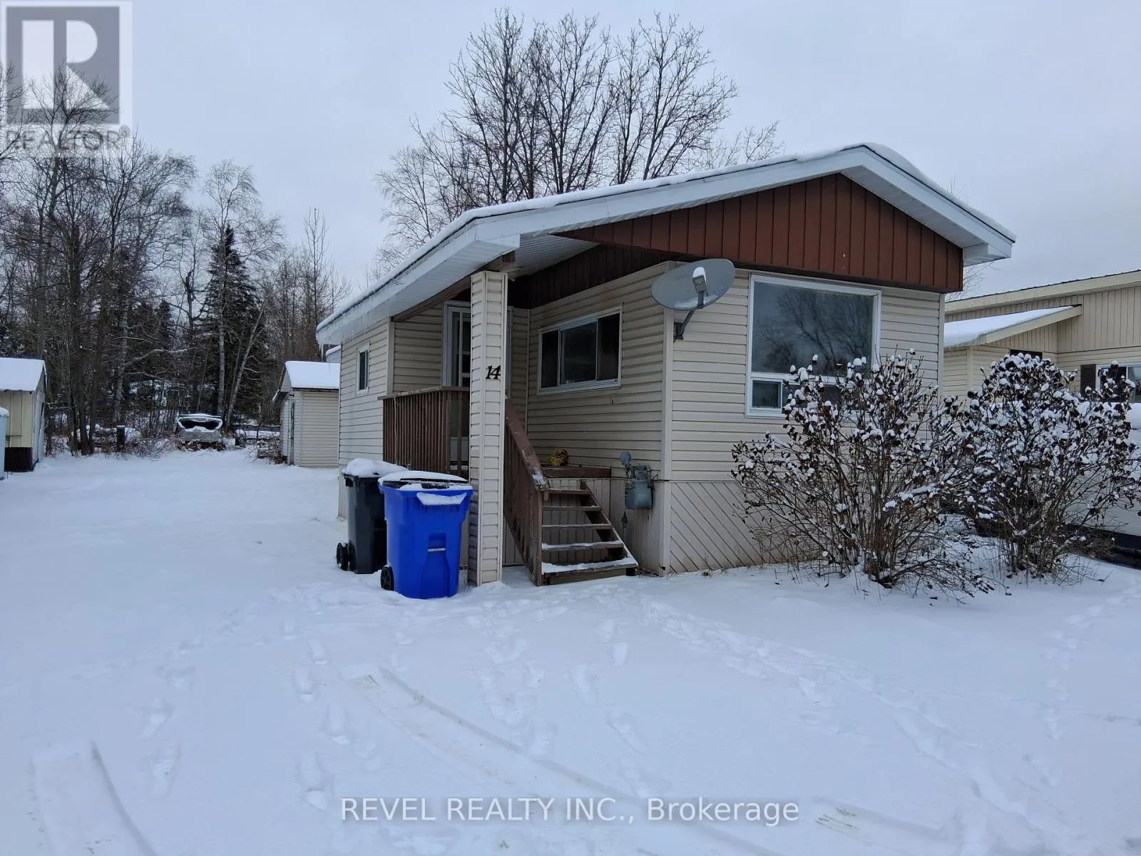Mobile Home for rent: 14 Bunker Avenue, Timmins, Ontario P4N 0E1