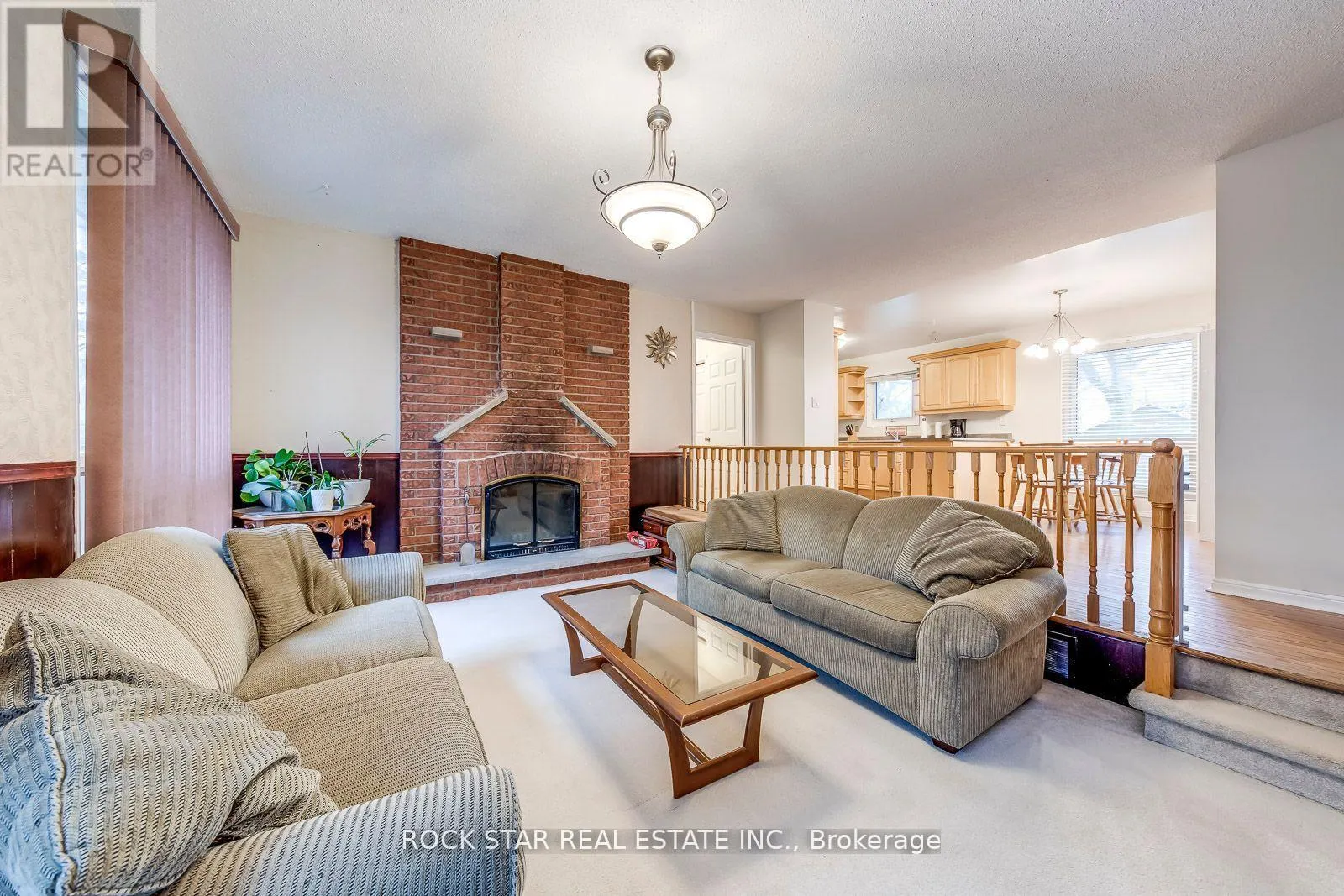 House for rent: 14 Cairnmore Court, Brampton, Ontario L6Z 1T6